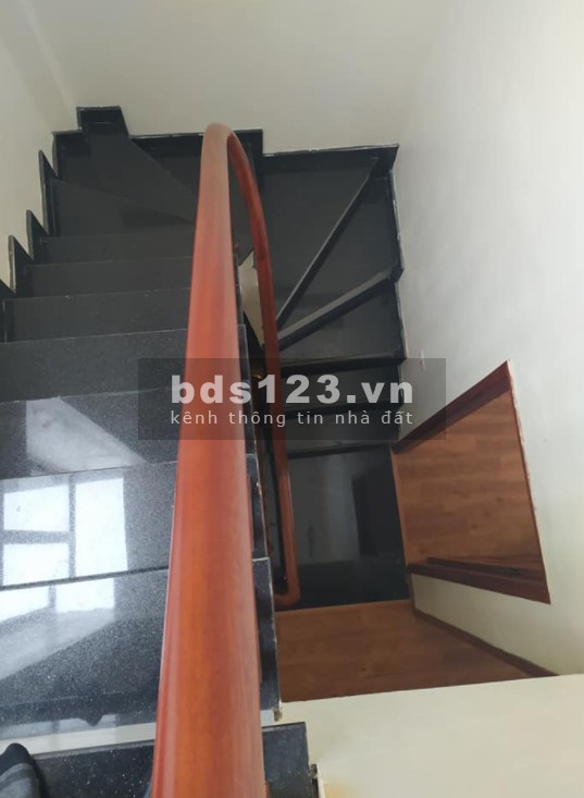 Bán nhà Nam Từ Liêm, ô tô đỗ, ngõ rộng thông, dt 38m2, 4 tầng, mt 6m, giá màu dịch, giá 3.6 tỷ, lh 0966396381