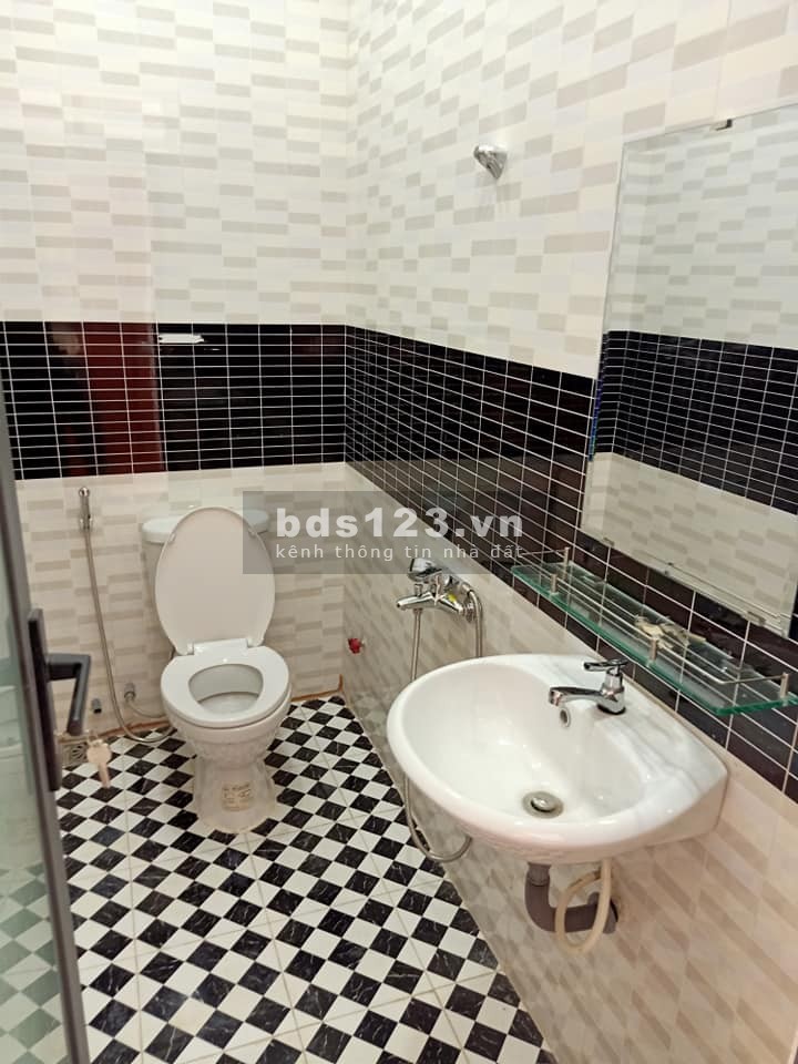 Bán nhà Bàu Cát, Tân Bình, dt 4x16m, giá 7 tỷ 690tr, LH 0933592713