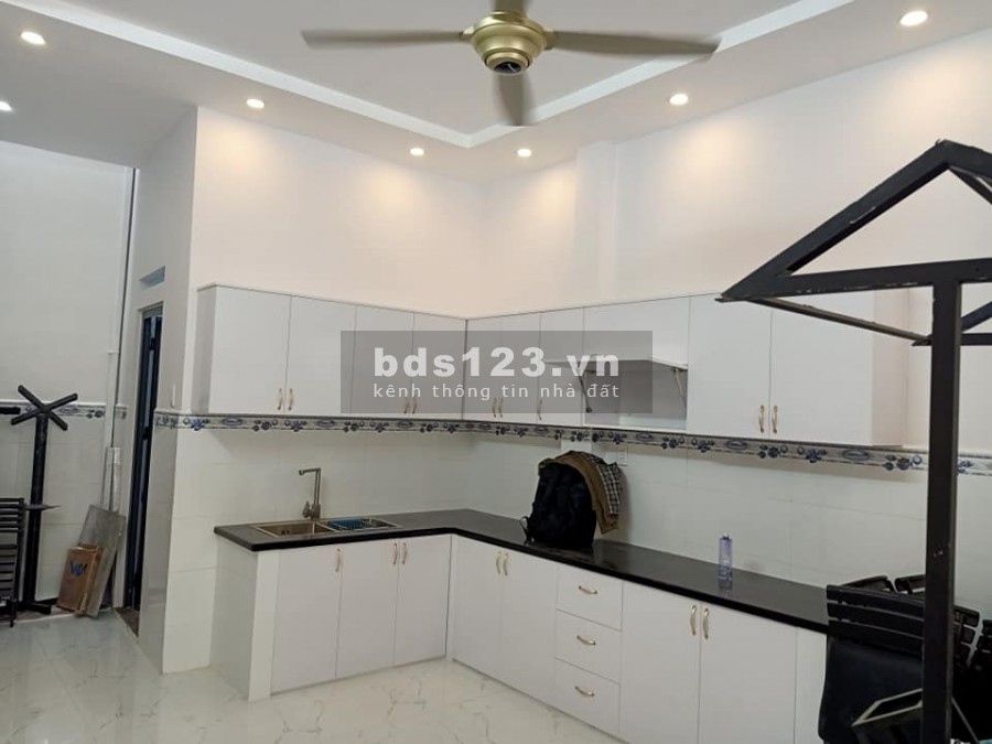Bán nhà Bàu Cát, Tân Bình, dt 4x16m, giá 7 tỷ 690tr, LH 0933592713