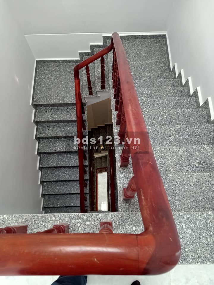 Bán nhà Bàu Cát, Tân Bình, dt 4x16m, giá 7 tỷ 690tr, LH 0933592713