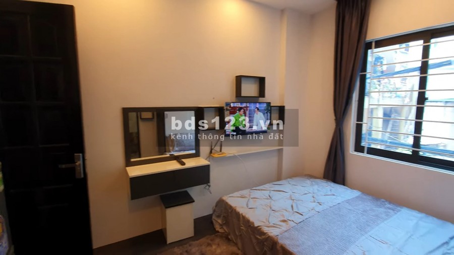 Bán chung cư mini Lê Quang Đạo, dt 56m2, 5 tầng, ô tô đến tận nhà, giá 6.9 tỷ, thương lượng, lh 0963882888