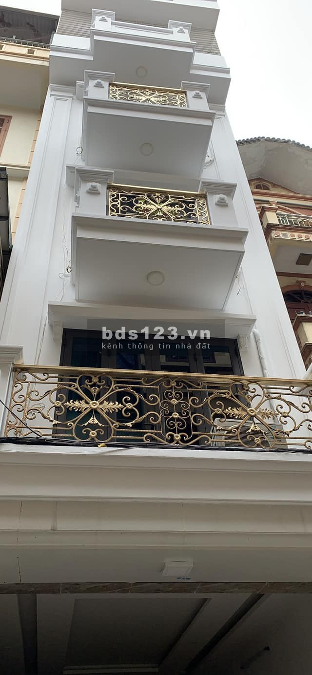 Định Công đơn giản nằm trong lô góc ô tô đổ cửa, kinh doanh giá chỉ 3.4 tỷ, sổ đẹp, giá 3.4 tỷ