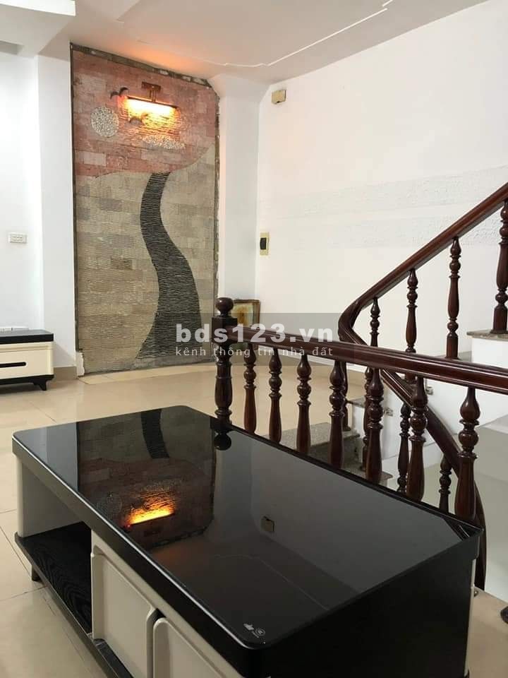 Quận Đống Đa, nhà bao đẹp, gần ô tô giá hợp lí, sổ đổ chính chủ