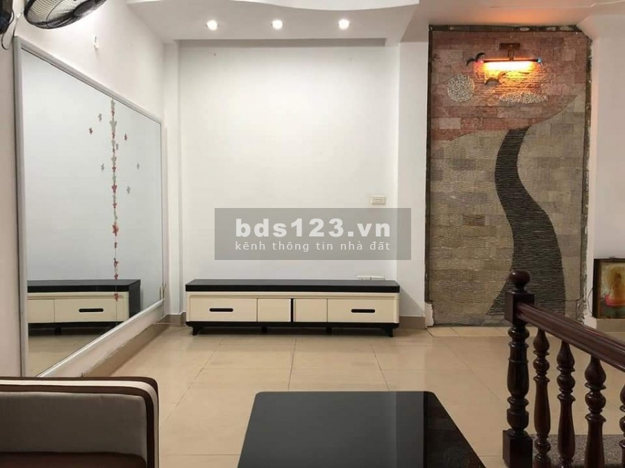 Quận Đống Đa, nhà bao đẹp, gần ô tô giá hợp lí, sổ đổ chính chủ