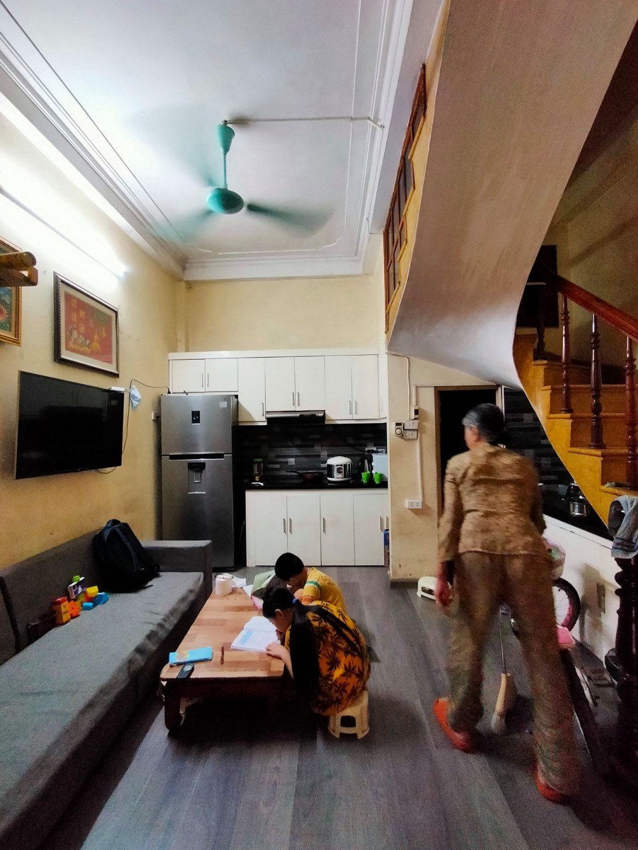 Nhỉnh 2 tỷ sở hữu ngay 1 căn đúc kiên có Quận Đống Đa ô tô đỗ sát nhà, sổ vuông