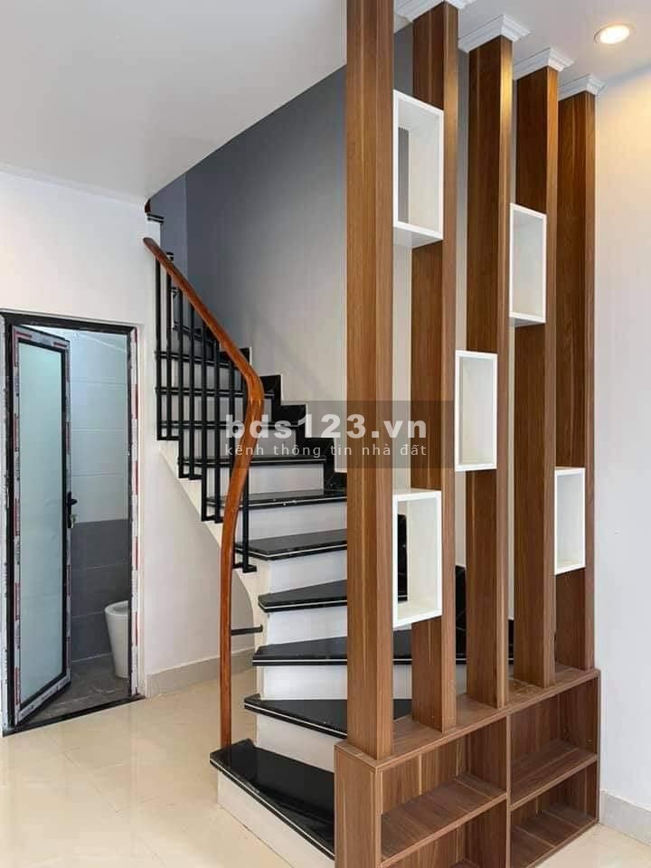 Bán nhà Thanh Xuân, Nhà mới xây, phong cách hiện đại, dt 35m2, giá 3,8 tỷ