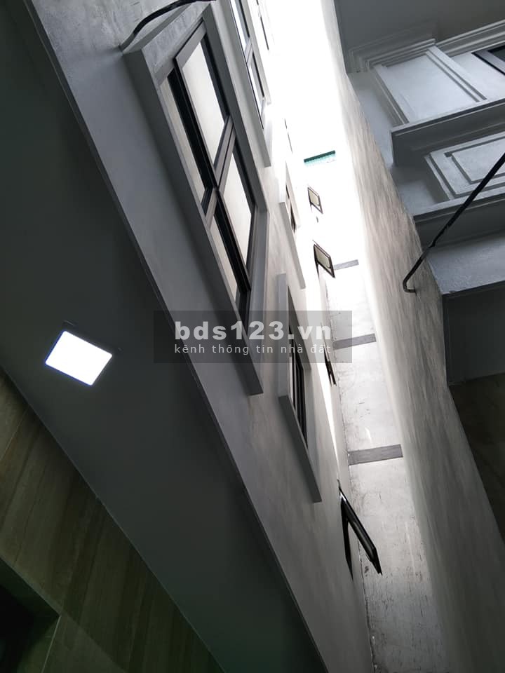 Nhà Đẹp Đông Ngạc, gần ô tô, diện tích 41m2, 5 tầng, giá bán 2.85 Tỷ