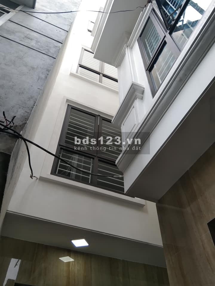 Nhà Đẹp Đông Ngạc, gần ô tô, diện tích 41m2, 5 tầng, giá bán 2.85 Tỷ