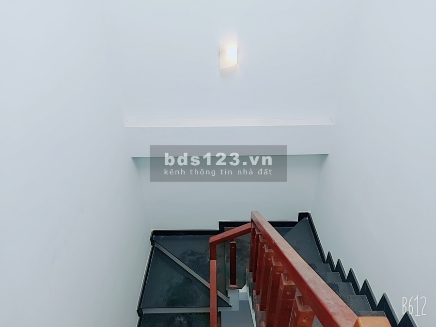 (Quận 12)Nhà đẹp, hxh 7m, Lê Văn Khương, phường Thới An,dt 70m2, 3 tầng, giá 4.6 tỷ