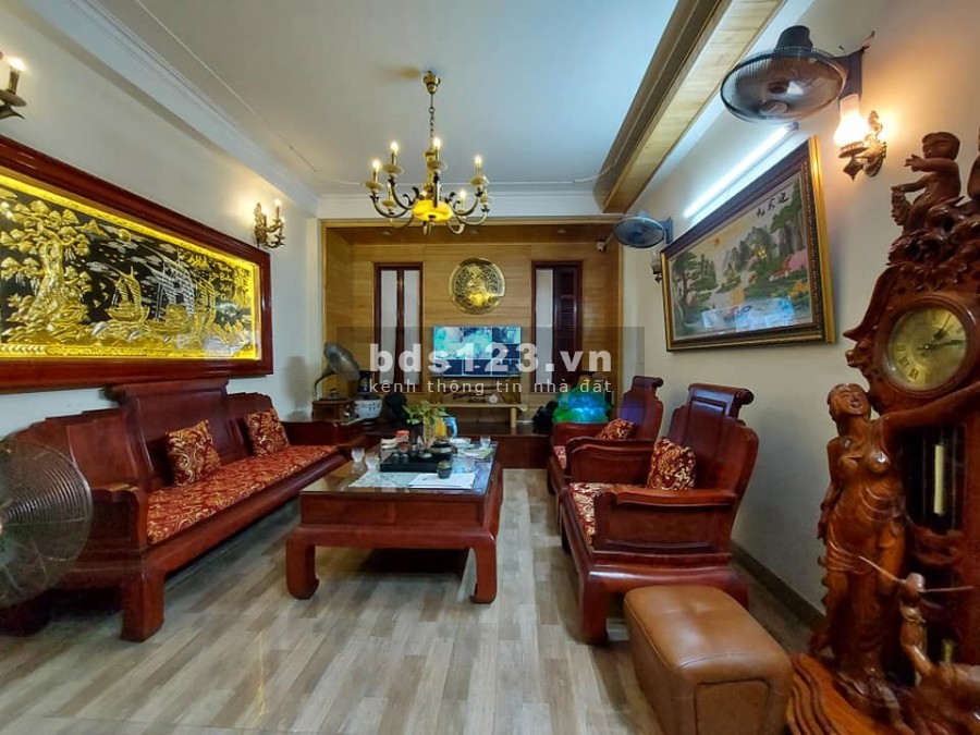 Tiểu Biệt thự 60m2, phong cách tân cổ điển chủ nhà tặng lại toàn bộ nội thất, lh 0945611728