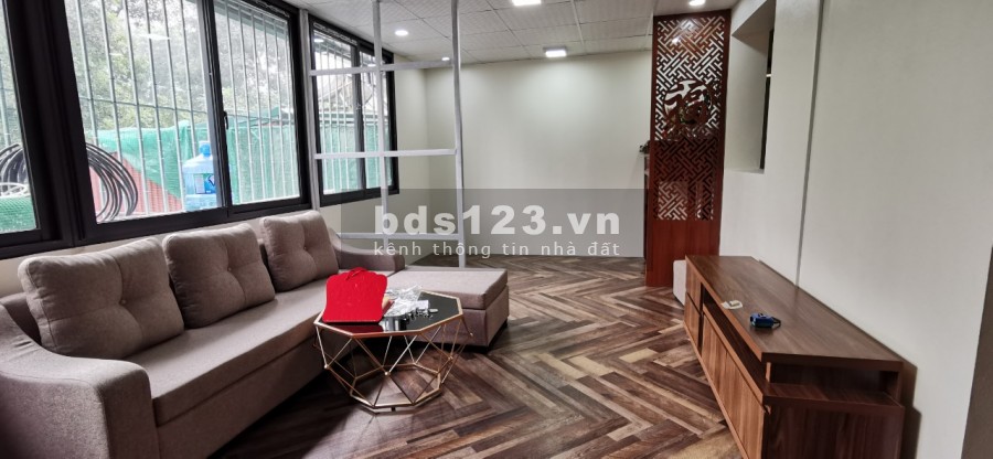 Bán chung cư căn góc đẹp 64m2, tầng 3 C4 Lương Định Của, Kim Liên Đống Đa, giá chỉ 1.8 tỷ 0968689436