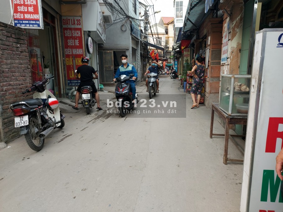 Định Công đơn giản nằm trong lô góc ô tô đổ cửa, kinh doanh giá chỉ 3.4 tỷ, sổ đẹp, giá 3.4 tỷ