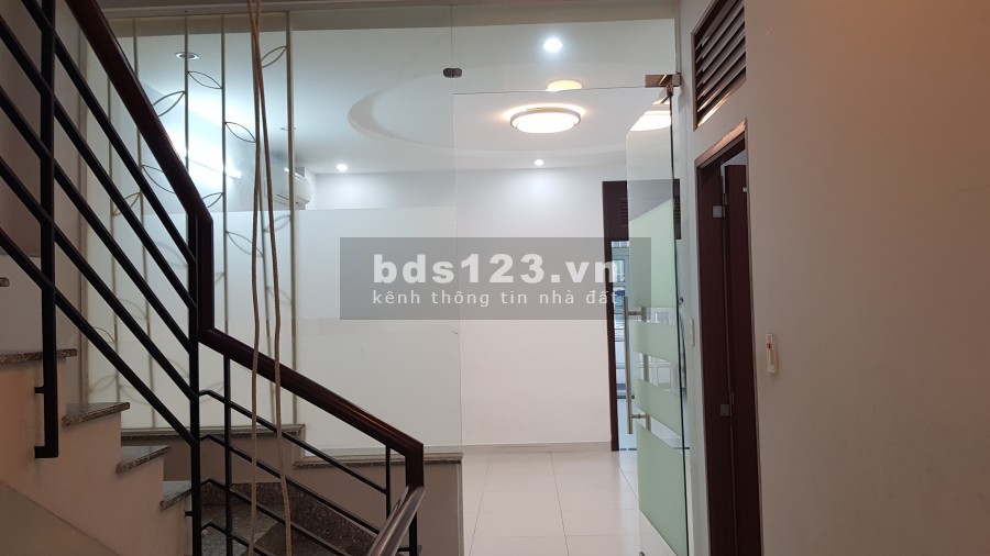 Cho thuê Nhà Ngay cục thuế thành phố 1 trệt 3 lầu dtsd 5x20m phường An Phú Quận 2