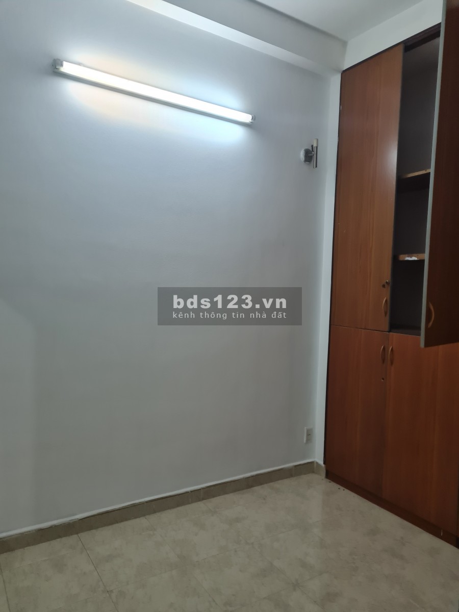 Cho thuê nhà nguyên căn quận 10 hẻm xe hơi Hòa Hảo, giá 25 triệu/tháng