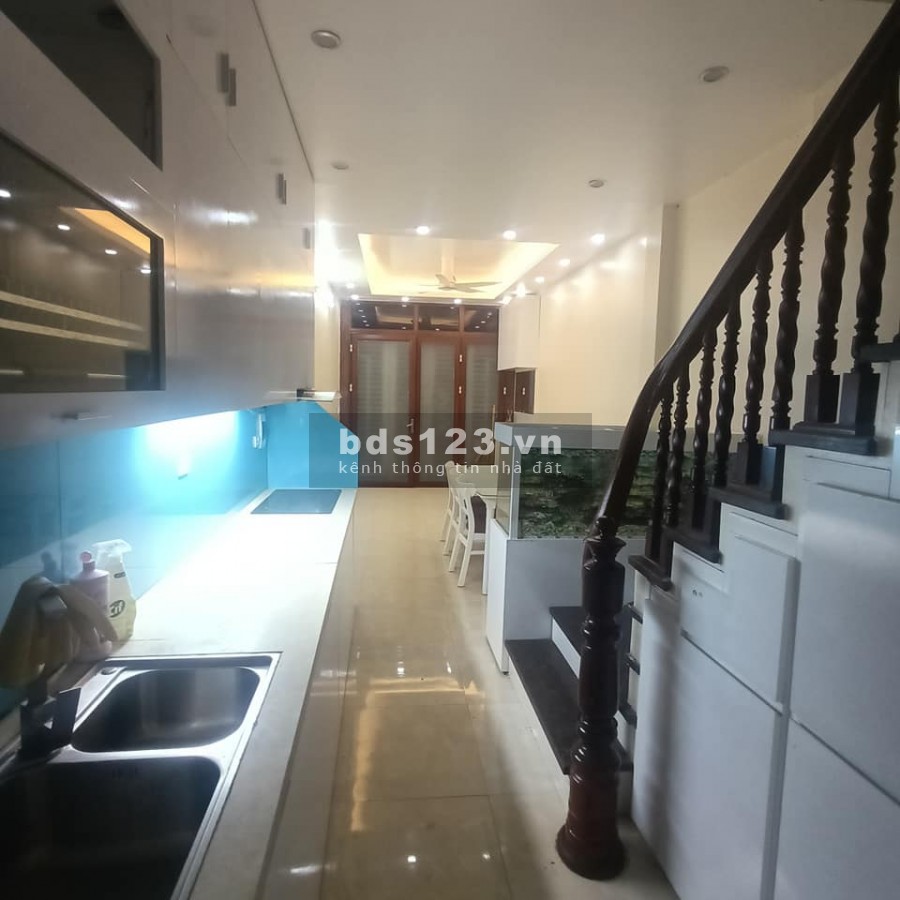Tân Xuân nhà ở đẹp, nở hậu, giá cực mềm, 4 tầng đúc, giá 2.95 tỷ, lhcc