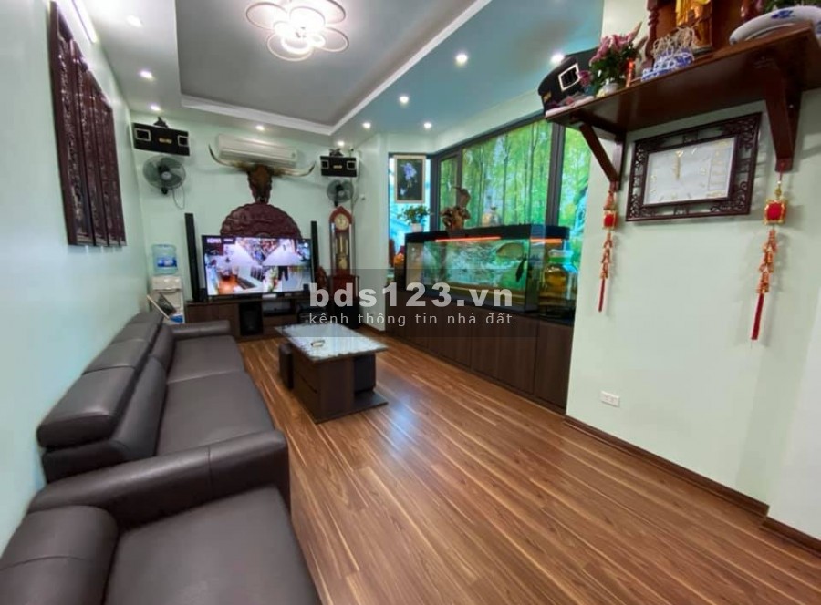 Nhà đẹp phố Trần Cung, Cầu Giấy, 5 tầng, ngõ rộng 45 m2, giá 3.7 tỷ