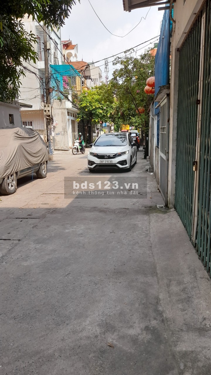 Bán nhà ĐẸP Sài Đồng, Long Biên. 36M, 5T, giá hơn 4 tỷ. Gara ô tô, ô tô tránh.