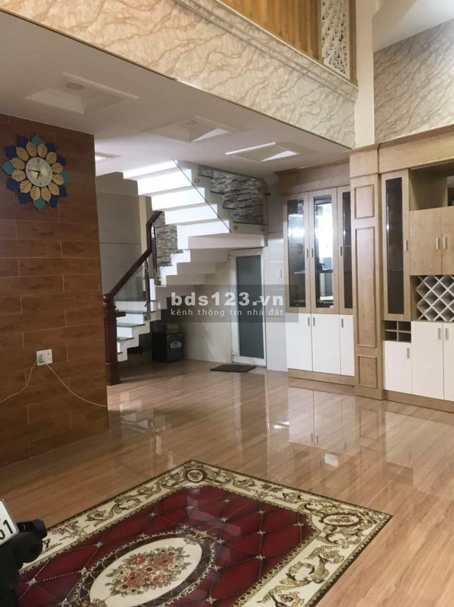 Hẻm xe hơi lô góc Nguyễn Văn Lượng, dt 102m2, 5 tầng đúc, giá 8.9 tỷ, tặng nội thất
