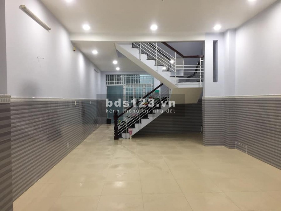 Cho thuê nhà mặt tiền khu dân cư Sông Đà, Hiệp Bình Chánh, Thủ Đức 16 triệu/tháng