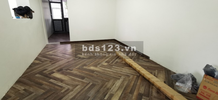 Bán chung cư căn góc đẹp 64m2, tầng 3 C4 Lương Định Của, Kim Liên Đống Đa, giá chỉ 1.8 tỷ 0968689436