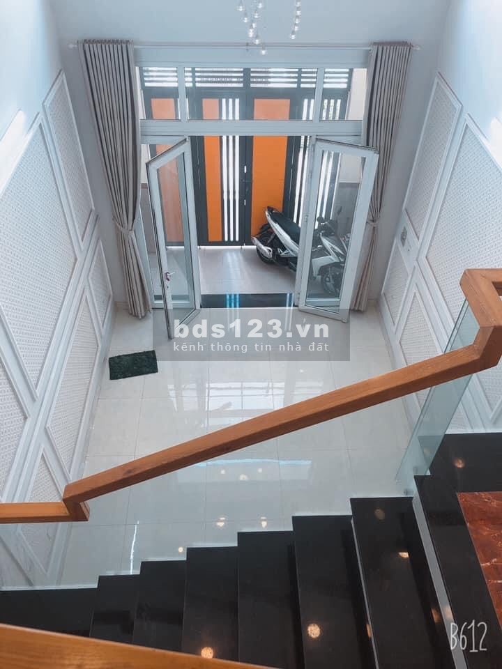 Nhà 5 tầng 53m2, đường 21 phường 8, mặt tiền tương lai giá chỉ 6.4 tỷ