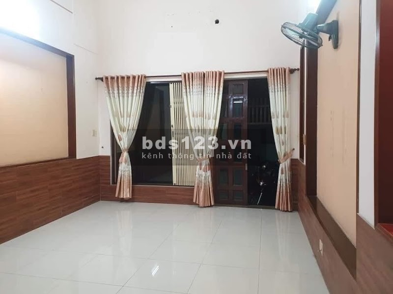 Diện tích to dt 70m2 nhà đẹp 4 tầng BTCT 20M ra mt Nơ Trang Long Giá Chỉ 5 tỷ 9