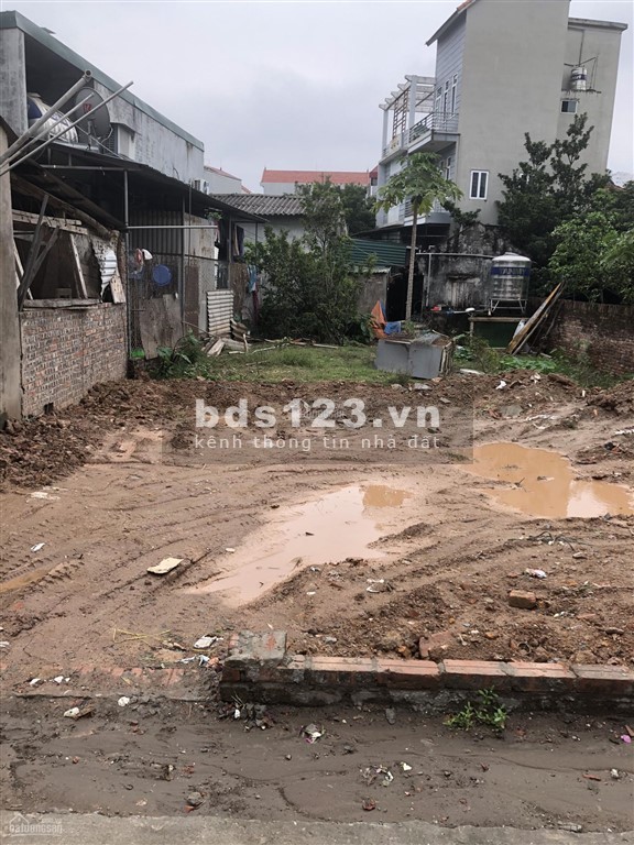 Bán đất 37m sổ phân lô nhỉnh 1 tỷ Cổ Điển A- Thanh Trì. LH: 0969864302.