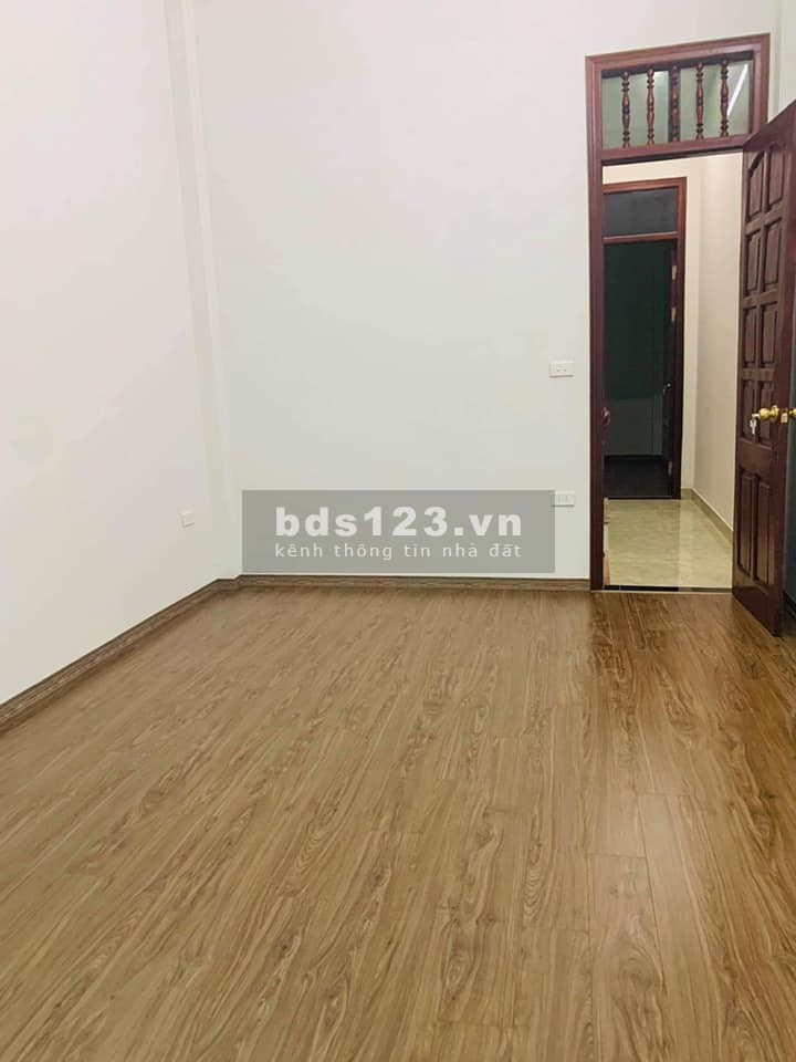Bán nhà Minh Khai, Quận Hai Bà Trưng, dt 50m x 4PN nhỉnh 4 tỷ LH: 0989191397