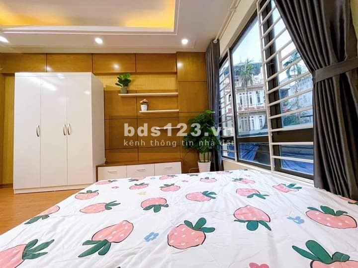 Bán toà CCMN 8 tầng thang máy, 32 phòng, Ô tô nhỏ vào, Thu nhập 1.8 tỷ/năm, giá 20 tỷ