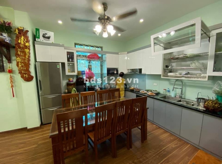 Nhà đẹp phố Trần Cung, Cầu Giấy, 5 tầng, ngõ rộng 45 m2, giá 3.7 tỷ