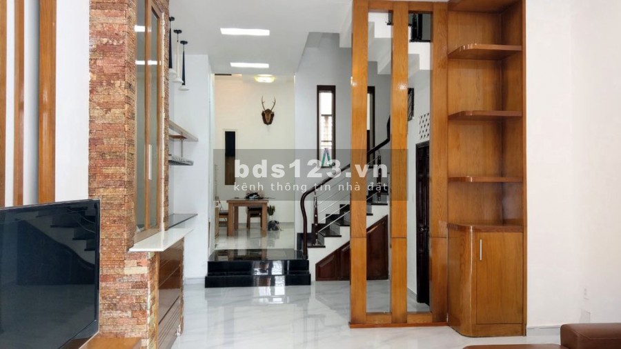 Cho thuê nhà 5x27m Trần Não trệt 2 lầu 5 phòng ngủ, sân để xe ô tô, giá tốt