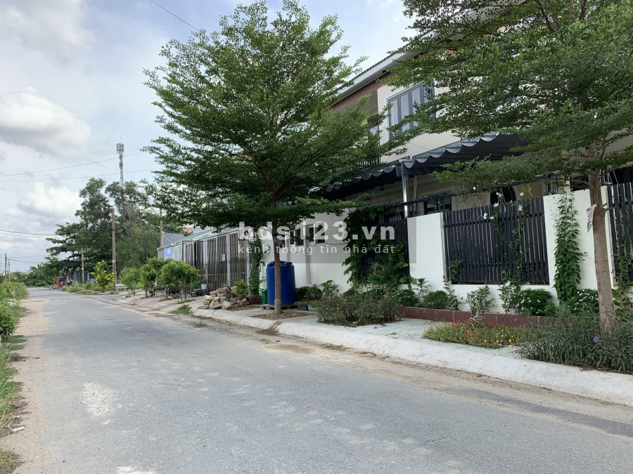 Bán đất nền dự án cty Đông Dương,phướng Phú Hữu, Quận 9,giá rẻ 07/2021.