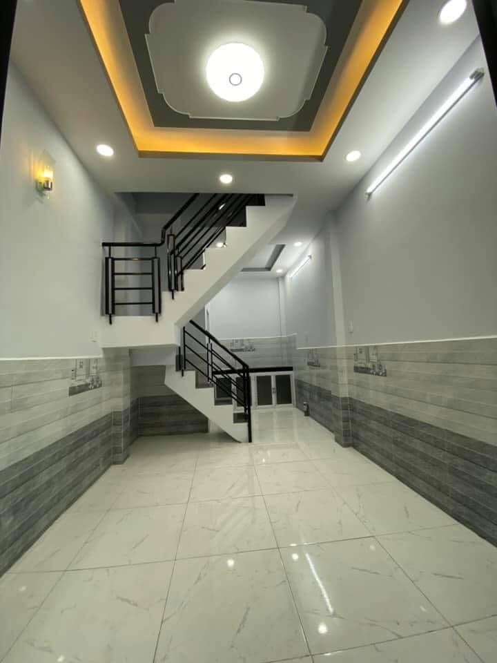 Bán gấp nhà nguyên căn Tân Kỳ Tân Phú, hẻm to gần 4m, nhà gần 30m2, giá 3 tỷ