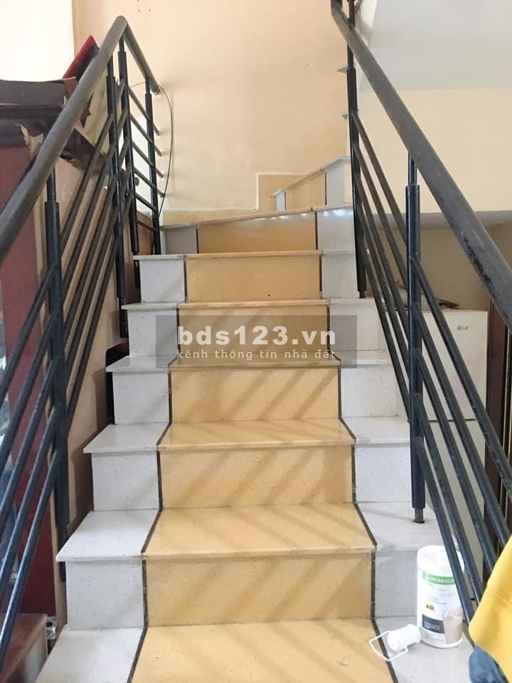 Bán nhà hẻm Đường Kinh Dương Vương Quận Bình Tân dt 40m2, giá 3.6 tỷ, lhcc