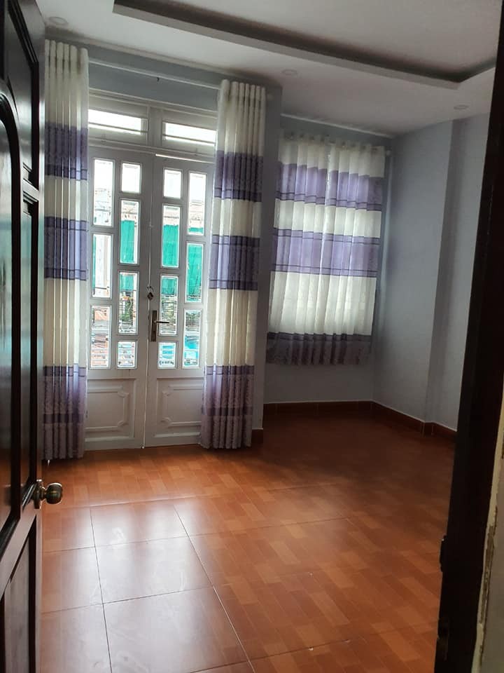 Bán nhà hẻm xe hơi Quang Trung, phường 8, dtsd 100m2 giá chỉ 4,7 tỷ còn TL. LH 0979847570