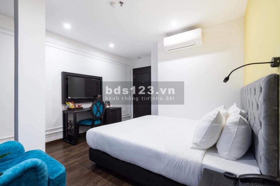 Khách sạn 7 tầng đúc kiên cố phố Hàng Buồm, Tạ Hiện sổ vuông, liên hệ 0974660824