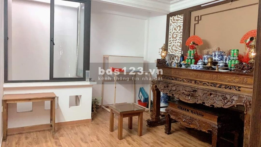 Bán gấp nhà 54m ngõ Kim Mã, kinh doanh văn phòng, ô tô vào nhà