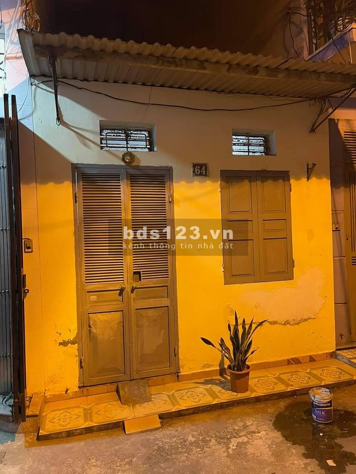 Bán đất tặng nhà cấp 4 mặt ngõ kinh doanh ô tô Thái Hà Đống Đa, đúc kiên cố