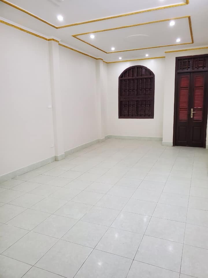 Bán nhà Mỹ Đình, dt 61m x 5 tầng, mt 4.5m, ô tô vỉa hè lô góc kinh doanh khủng khiếp, giá 6.7 tỷ