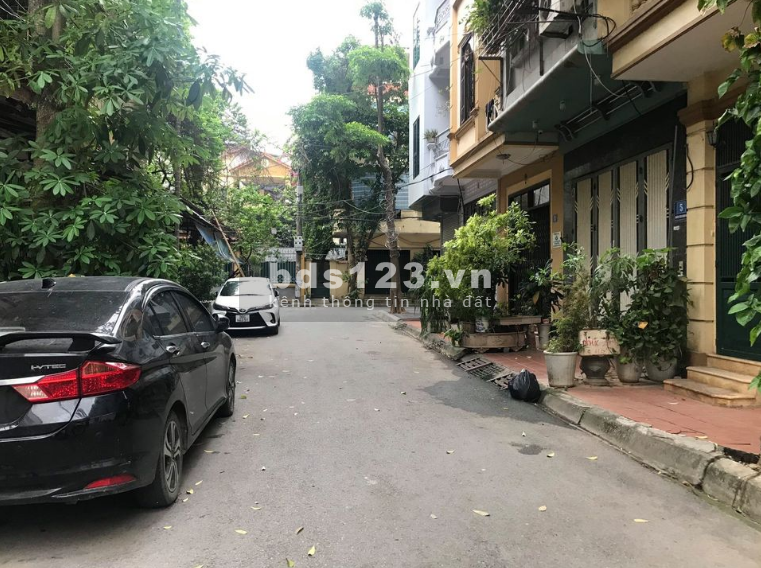 Cần bán nhà ngõ 87 Xã Đàn 35m2 6tầng lô góc ngõ nông cách phố 30m chỉ 4.85 tỷ