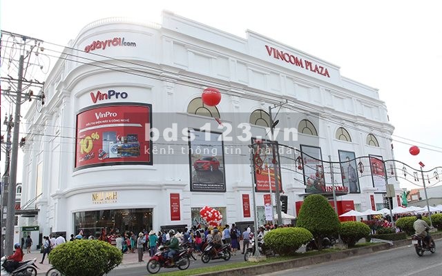 Bán đất view sinh thái, gần kcn dân cư đông, dt 10.000m2, shr chính chủ, kề chợ, giá 560 triệu