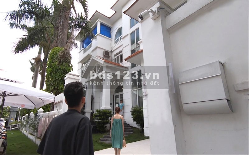 Cho thuê Villa sân vườn hồ bơi Kinh doanh mọi ngành nghề 560m2 Nguyễn văn hưởng Thảo điền Quận 2