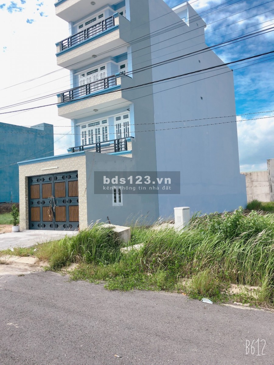 Bán 2 lô Đất 260m2 Đối Diện Cổng KCN Pouyen sổ hồng riêng, giá 15 triệu/m2