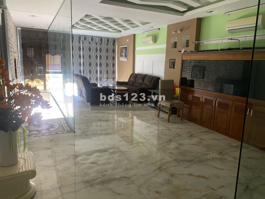 Siêu phẩm nhà 4 tầng, full nội thất, view biển mặt tiền Nguyễn Tất Thành, giá 13 tỷ
