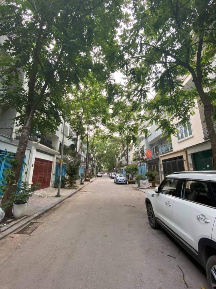 Bán Nhà Liền Kề KĐT Văn Phú kinh doanh văn phòng vỉa hè dt 90m2, 4 tầng, gía nhỉnh 9 tỷ