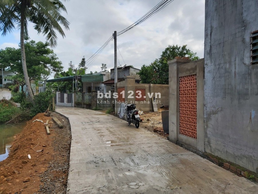Bán ngôi nhà nghỉ dưỡng tại TP Bảo Lộc, Lâm Đồng, phát lí sổ riêng