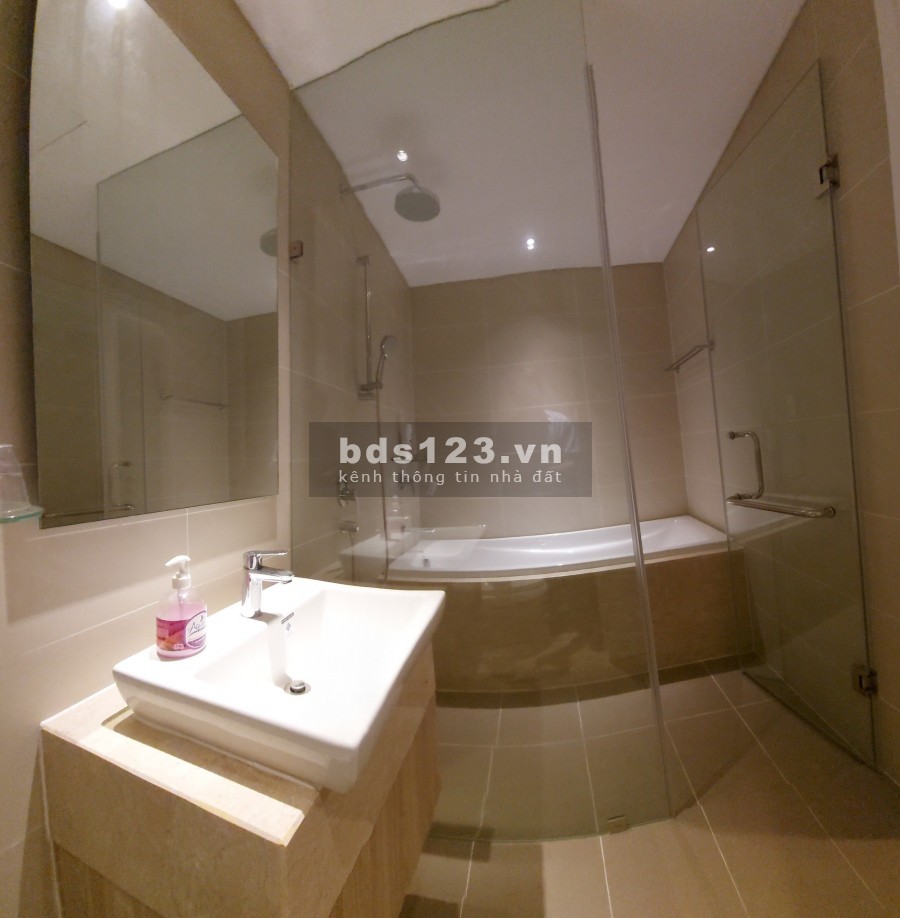 Đảo Kim Cương cho thuê 2PN, nội thất cao cấp giá tốt nhất mùa dịch. LH 0986.225.022