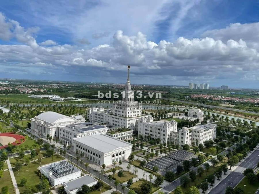 Chính chủ cần tiền bán gấp 2 phòng ngủ, view Đại học quốc tế, 2.5 Tỷ