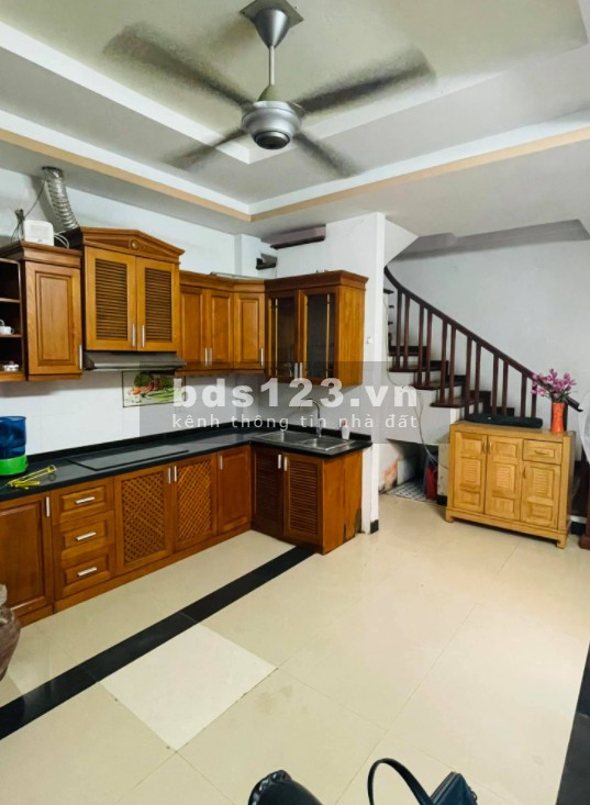 Bán nhà Mỹ Đình, ô tô ngõ thông các ngã, dt 36m2, 5 tầng, mt 4.6m, an sinh đỉnh, chỉ 3.8 tỷ