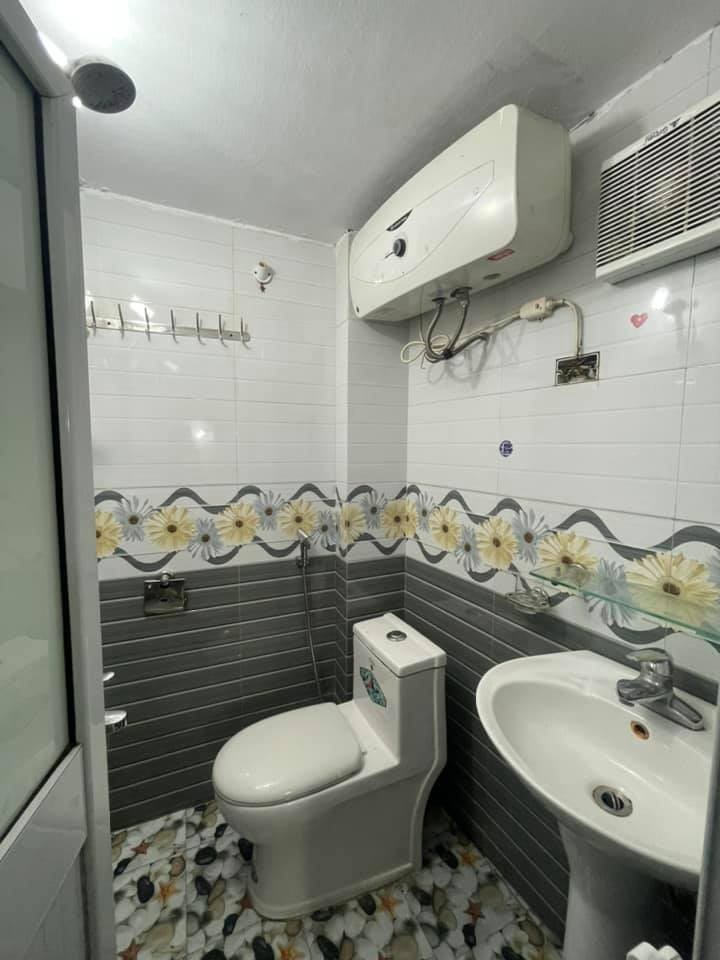 Bán nhà Nhân Hòa, Thanh Xuân 26m2, 3T, đủ công năng, ngõ thoáng gần phố, giá có 2,3 tỷ.